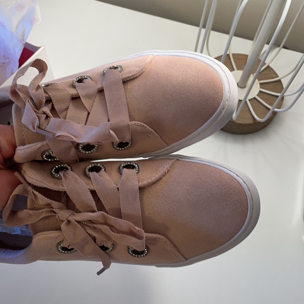 NWT ISAAC MIZRAHI LIVE LIGHT PINK SUEDE CASUAL SNEAKERS - WOMENS 9 - Picture 9 of 10